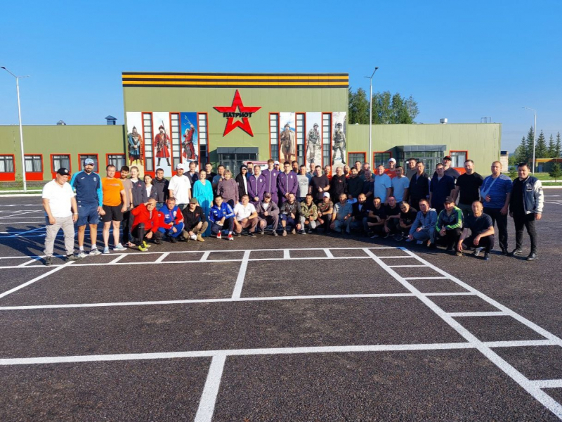 ФК «Уфа» поддерживает «Героев Башкортостана»: спортивная зарядка в парке «Патриот»!