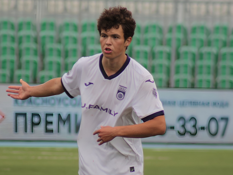 Руслан Каюмов подписал свой первый профессиональный контракт!