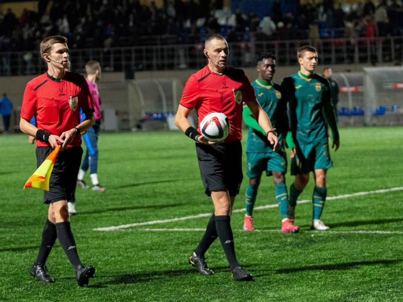 Сергей Федотов – главный арбитр матча «СКА-Хабаровск» – «Уфа»