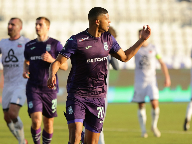 Обзор матча «Уфа» – «Нефтехимик»