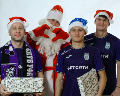 Новогодняя фотосессия ФК &laquo;Уфа&raquo; 2026!