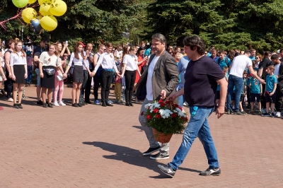 ФК «Уфа» возложил цветы к Вечному огню в Парке Победы