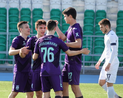 «Уфа» U-19 и УОР №5 на двоих забили 8 мячей